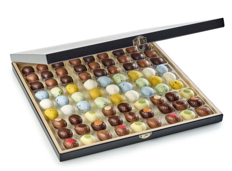 Sort luksus tr&aelig;&aelig;ske med 81 stk. &aelig;g - 3 varianter | 810g